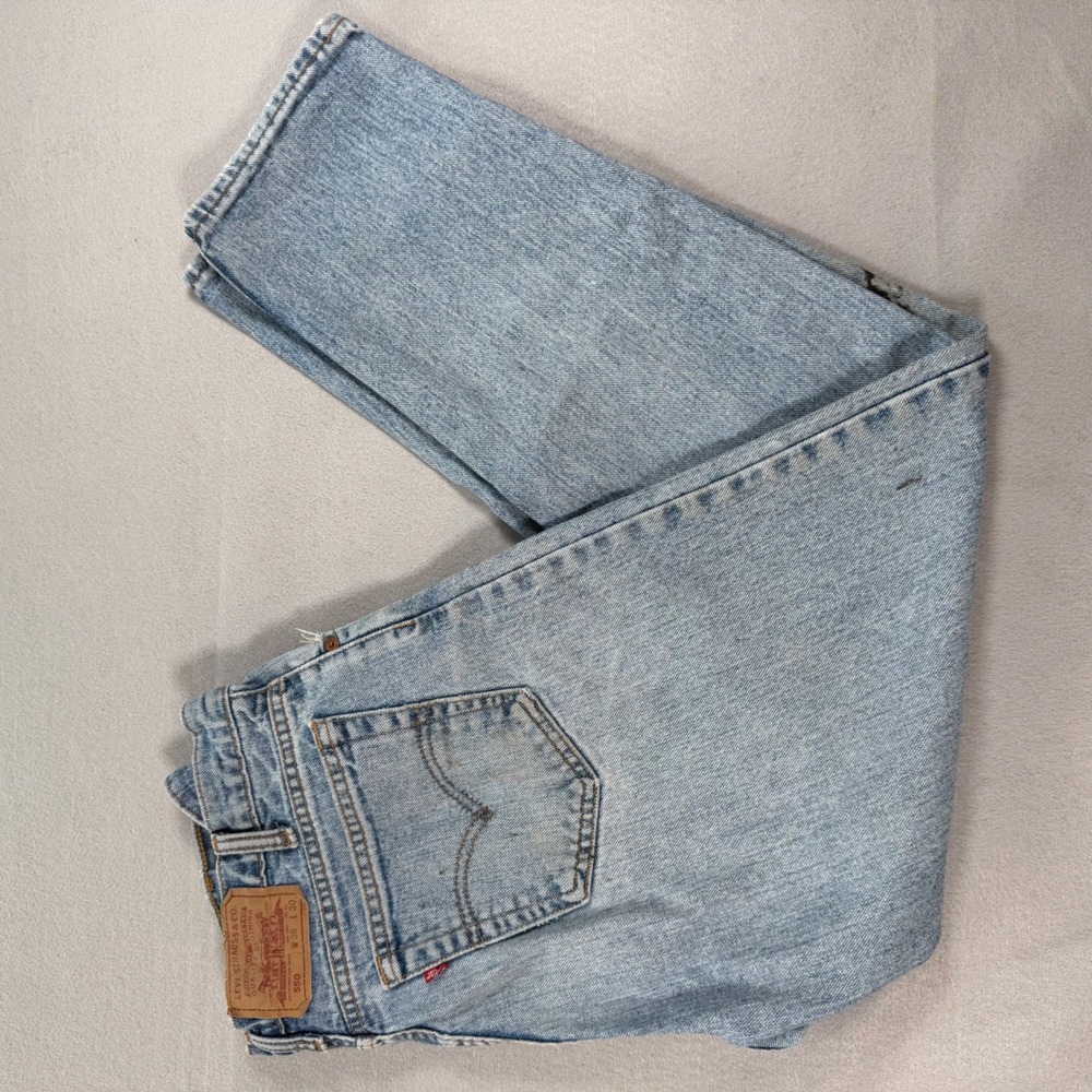 Levi's Jeans Mens 36x30 Light‎ Blue 550 Relaxed Fit Tapered Leg Distressed Paint